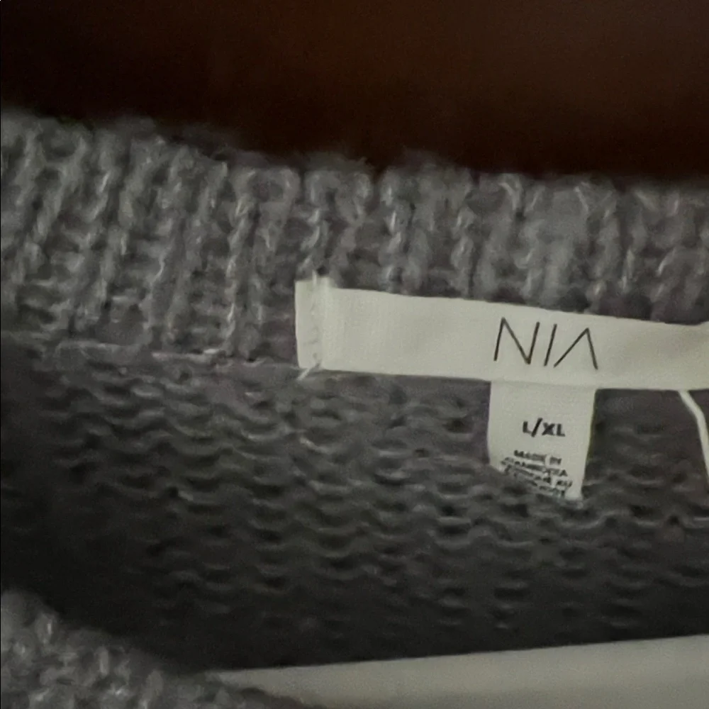 Nia nwt size